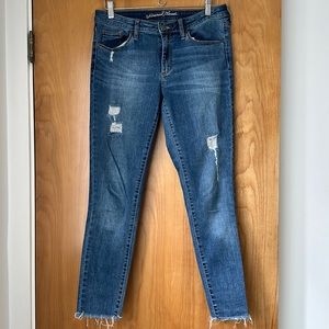 Distressed Skinny Jeans